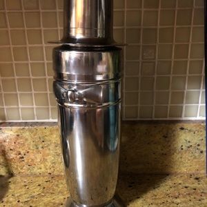 MAX STUDIO COCKTAIL SHAKER